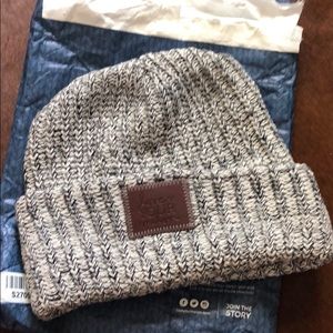 Love Your Melon Black Speckled Cuffed Beanie